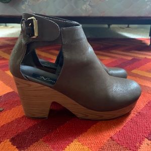 Natural reflections brown clog heeled ankle boots with buckle detail